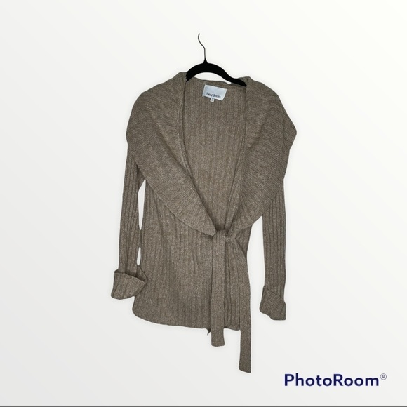 HEARTLOOM x REVOLVE Candace Wrap Chunky Cardigan Sweater, Oat, Size XS - Picture 10 of 11
